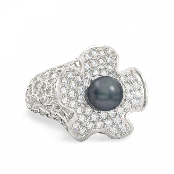 Valgest kullast sõrmus Lillega